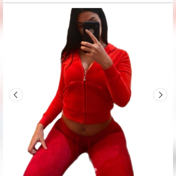 Juicy Couture Velvet Tracksuit - Picture 7 of 9